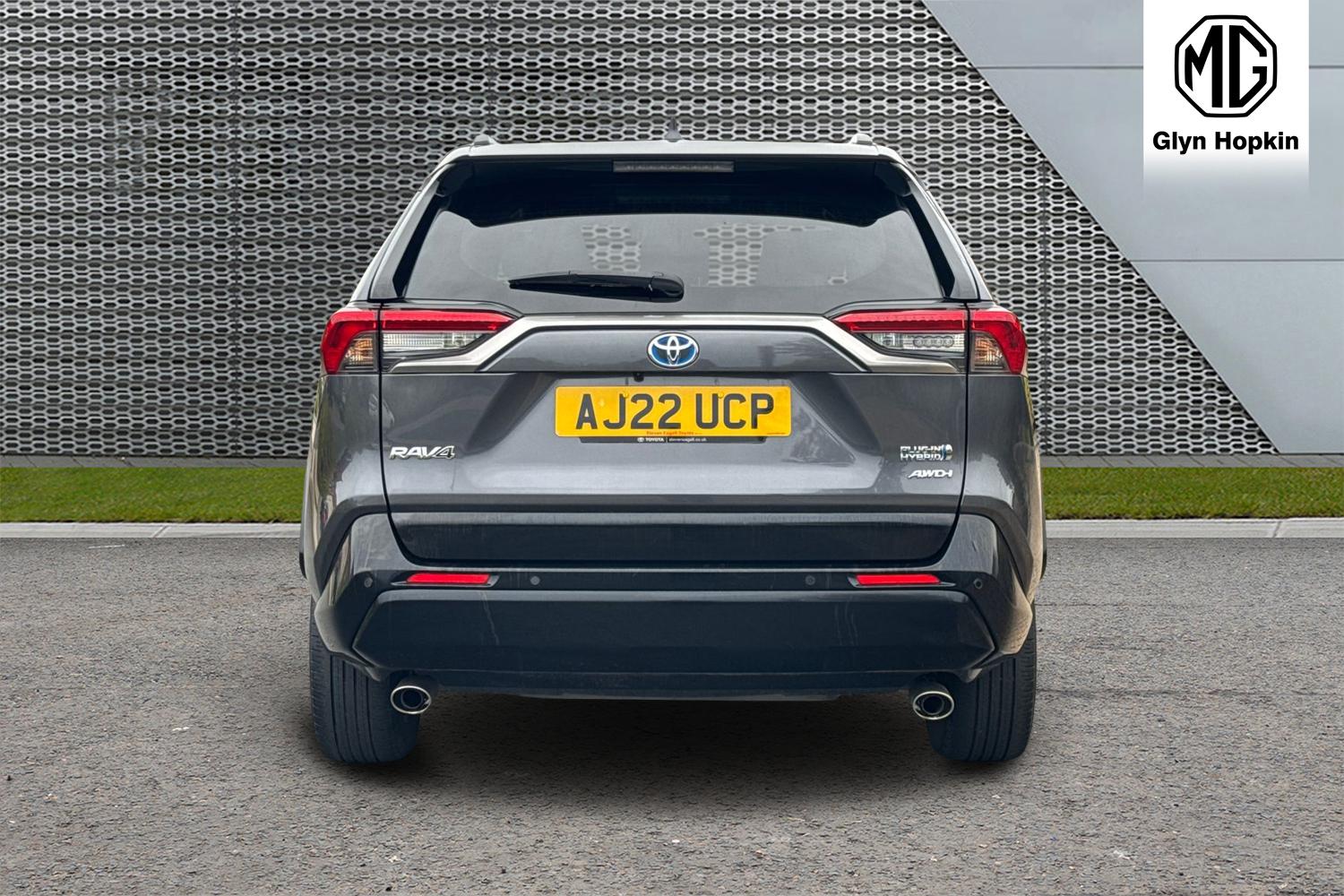 Used Toyota RAV4 2022 for sale - 76130704: Photo 4