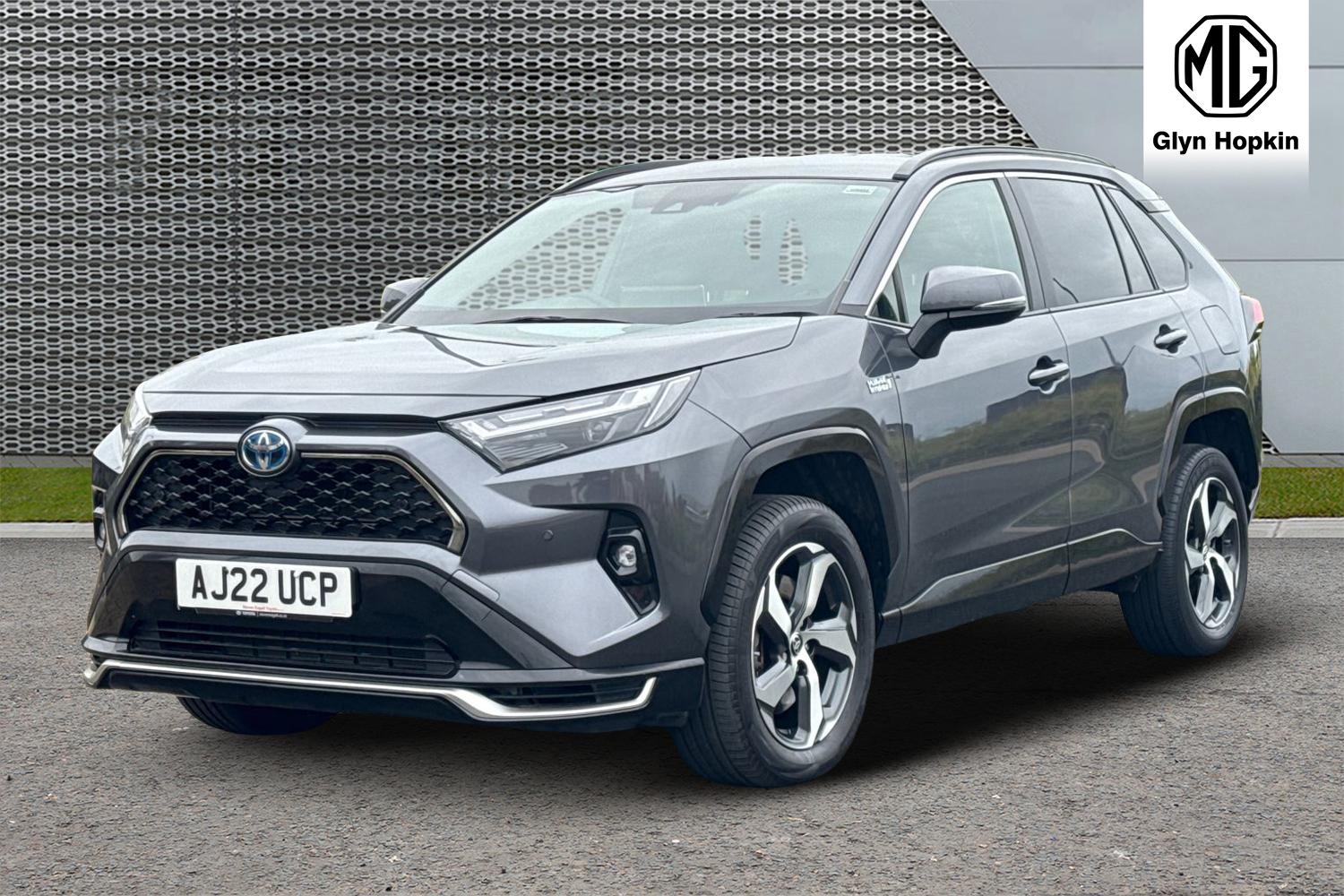 Used Toyota RAV4 2022 for sale - 76130704: Photo 7