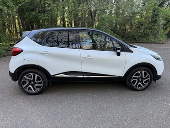 Used Renault Captur 2017 for sale - 78502600: Photo