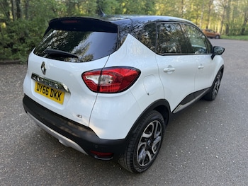 Used Renault Captur 2017 for sale - 78502600: Photo