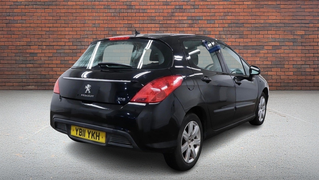 Used Peugeot 308 2011 for sale - 76854743: Photo 4