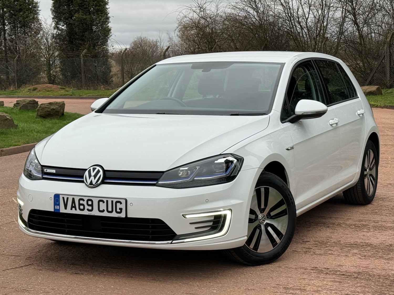 Used Volkswagen Golf 2020 for sale - 77189639: Photo 3