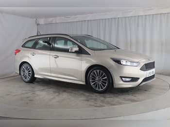Used Ford Focus 2017 for sale - 76627341: Photo