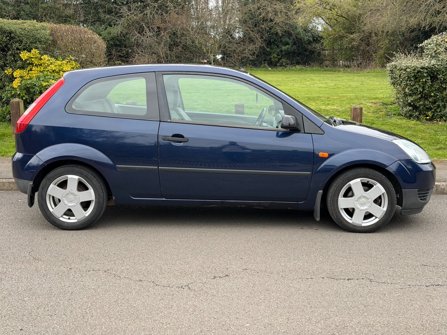 Used Ford Fiesta 2003 for sale - 78071078: Photo 5