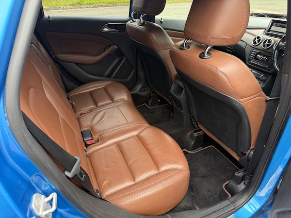 Used Mercedes-Benz B Class 2013 for sale - 76340356: Photo 14