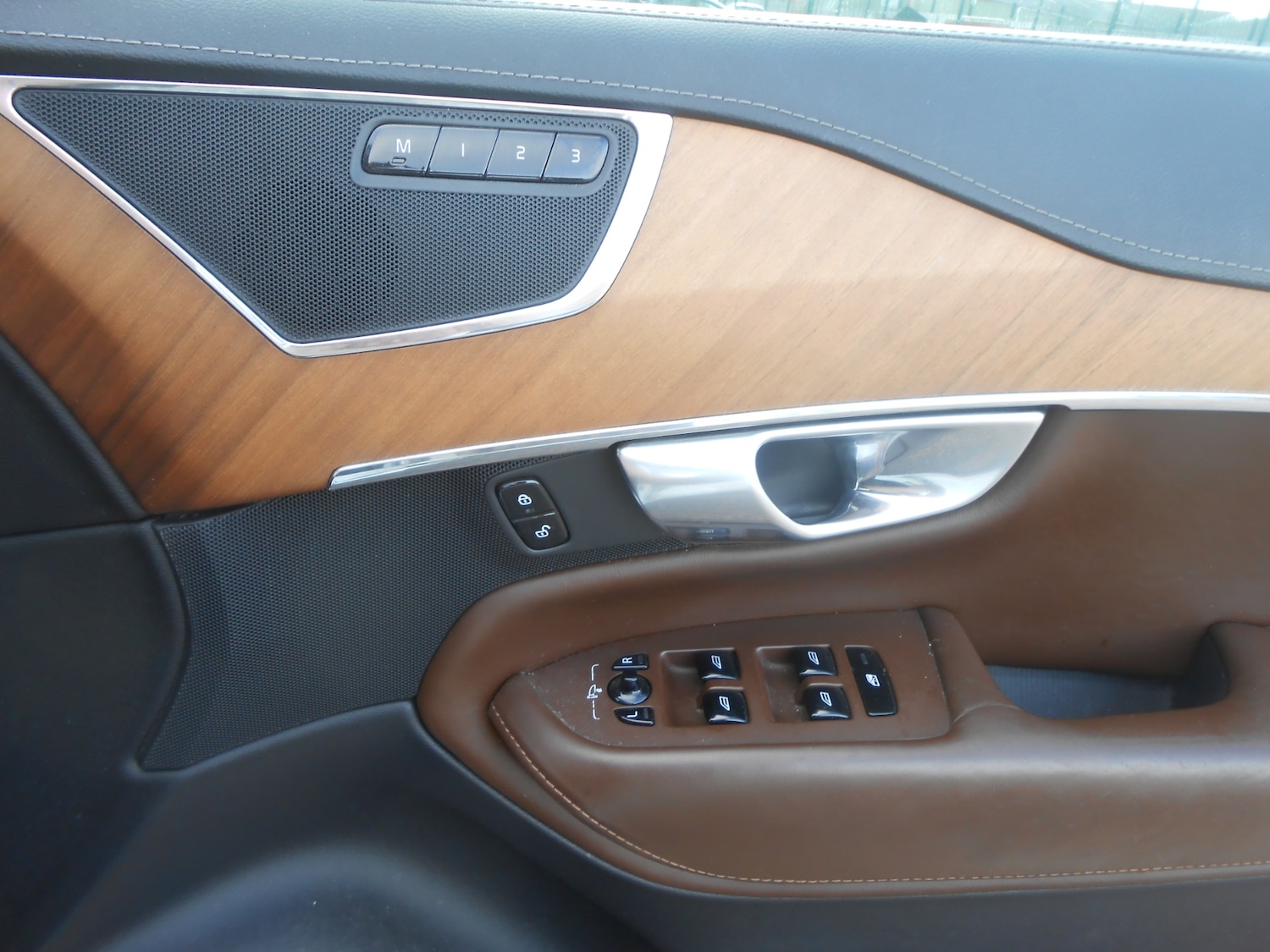 Used Volvo XC90 2017 for sale - 76221911: Photo 16