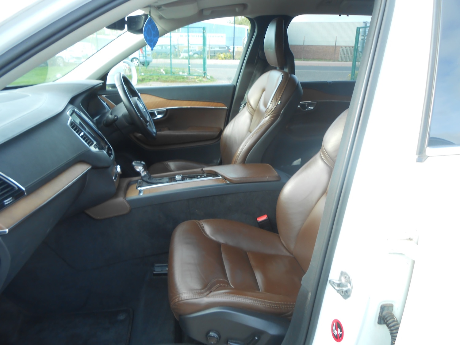 Used Volvo XC90 2017 for sale - 76221911: Photo 22