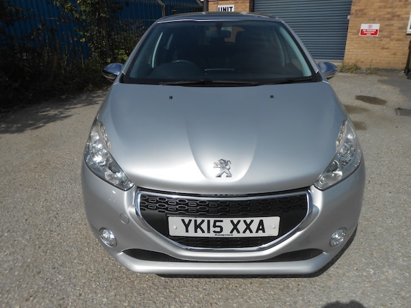 Used Peugeot 208 2015 for sale - 75700630: Photo 2