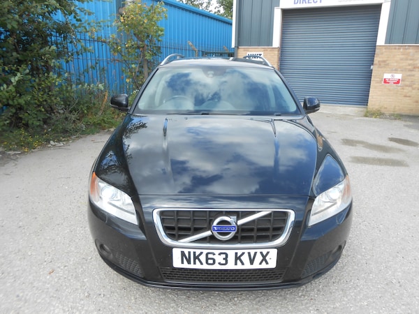 Used Volvo V70 2013 for sale - 75662896: Photo 2