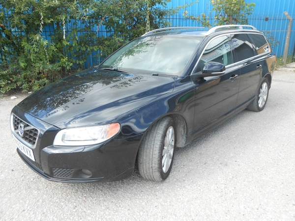 Used Volvo V70 2013 for sale - 75662896: Photo 3