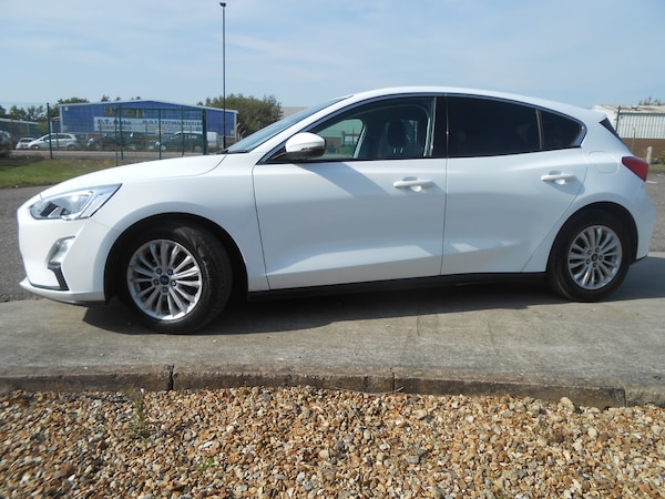 Used Ford Focus 2018 for sale - 75662703: Photo 5