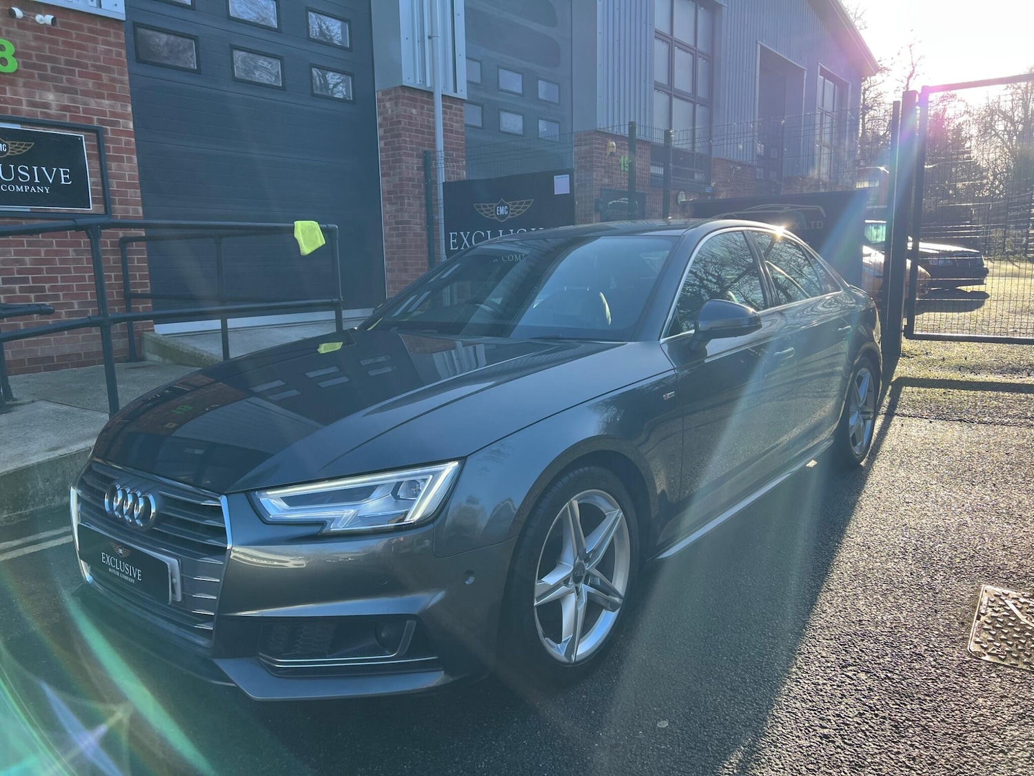 Used Audi A4 2018 for sale - 77015711: Photo 4