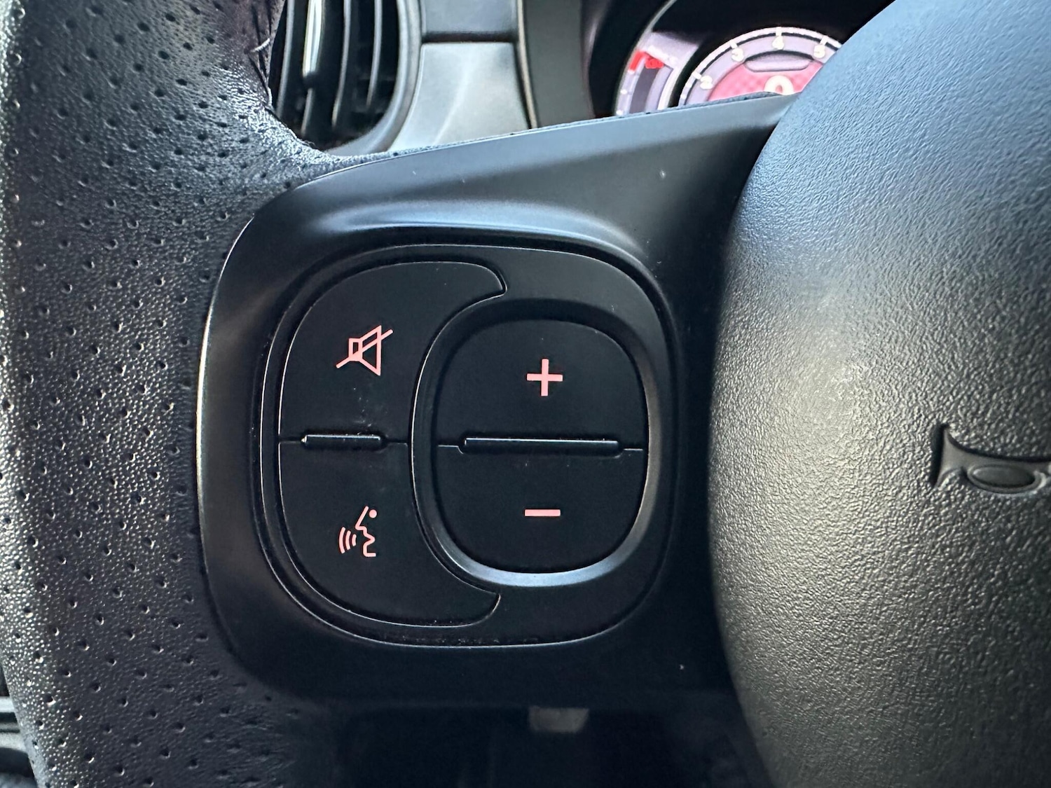 Used Abarth 595 2022 for sale - 76752464: Photo 22