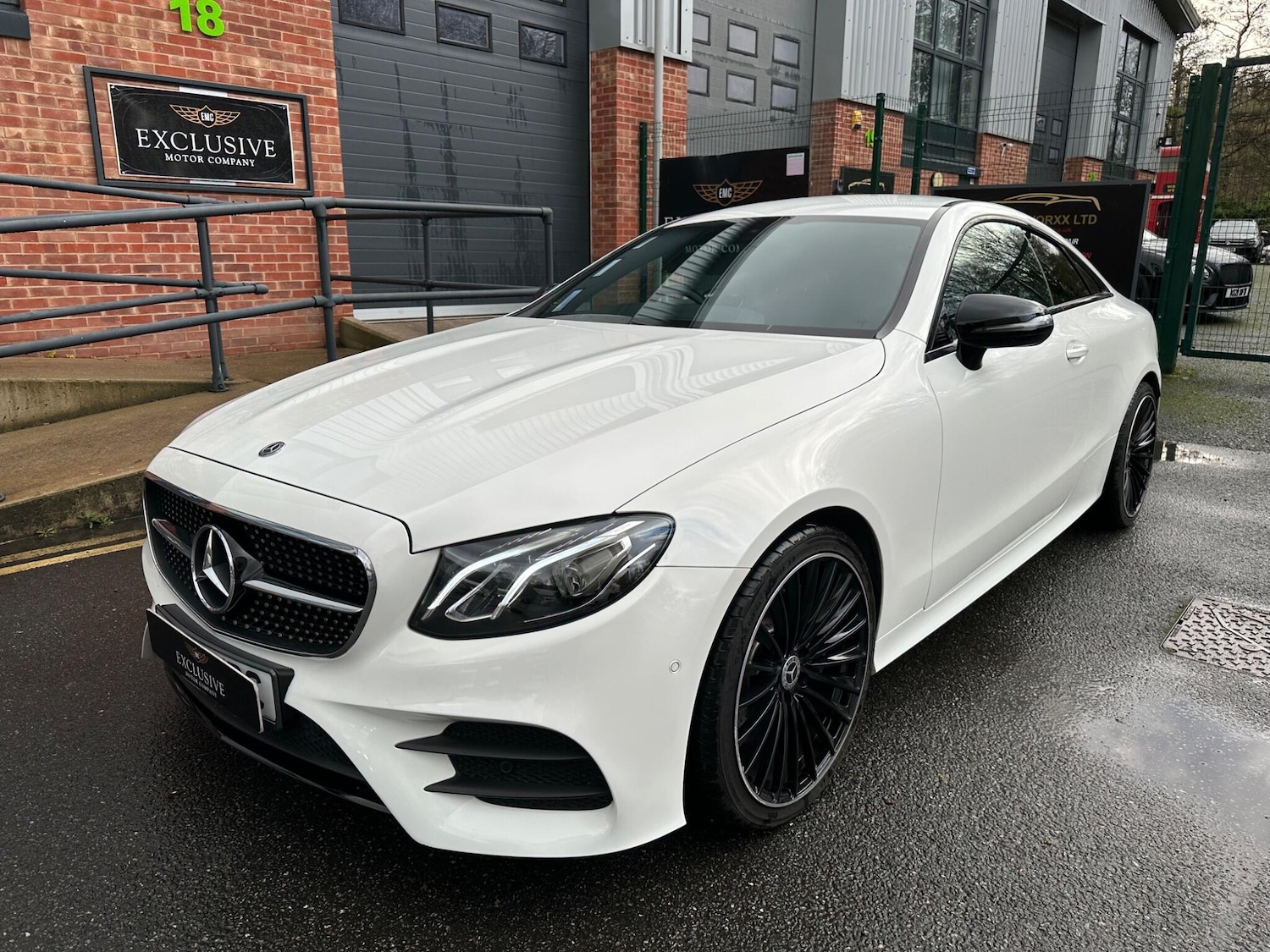 Used Mercedes-Benz E Class 2019 for sale - 76728737: Photo 2