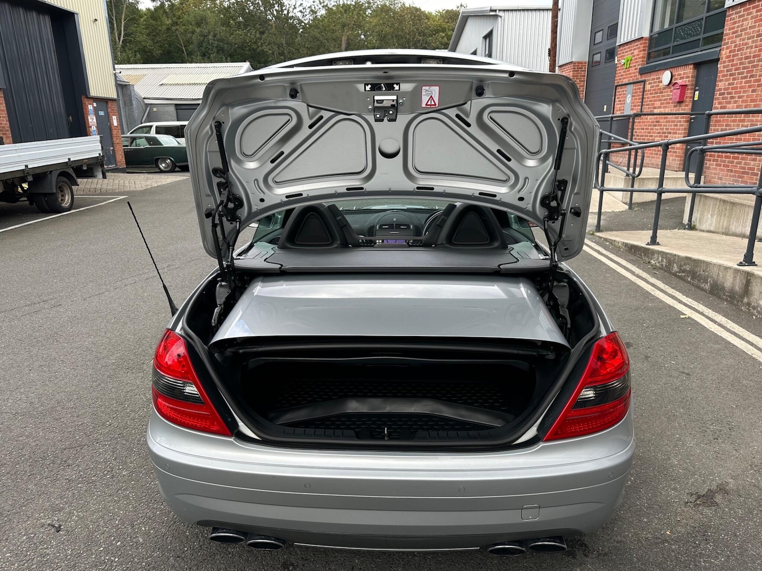 Used Mercedes-Benz SLK 2005 for sale - 76095081: Photo 15