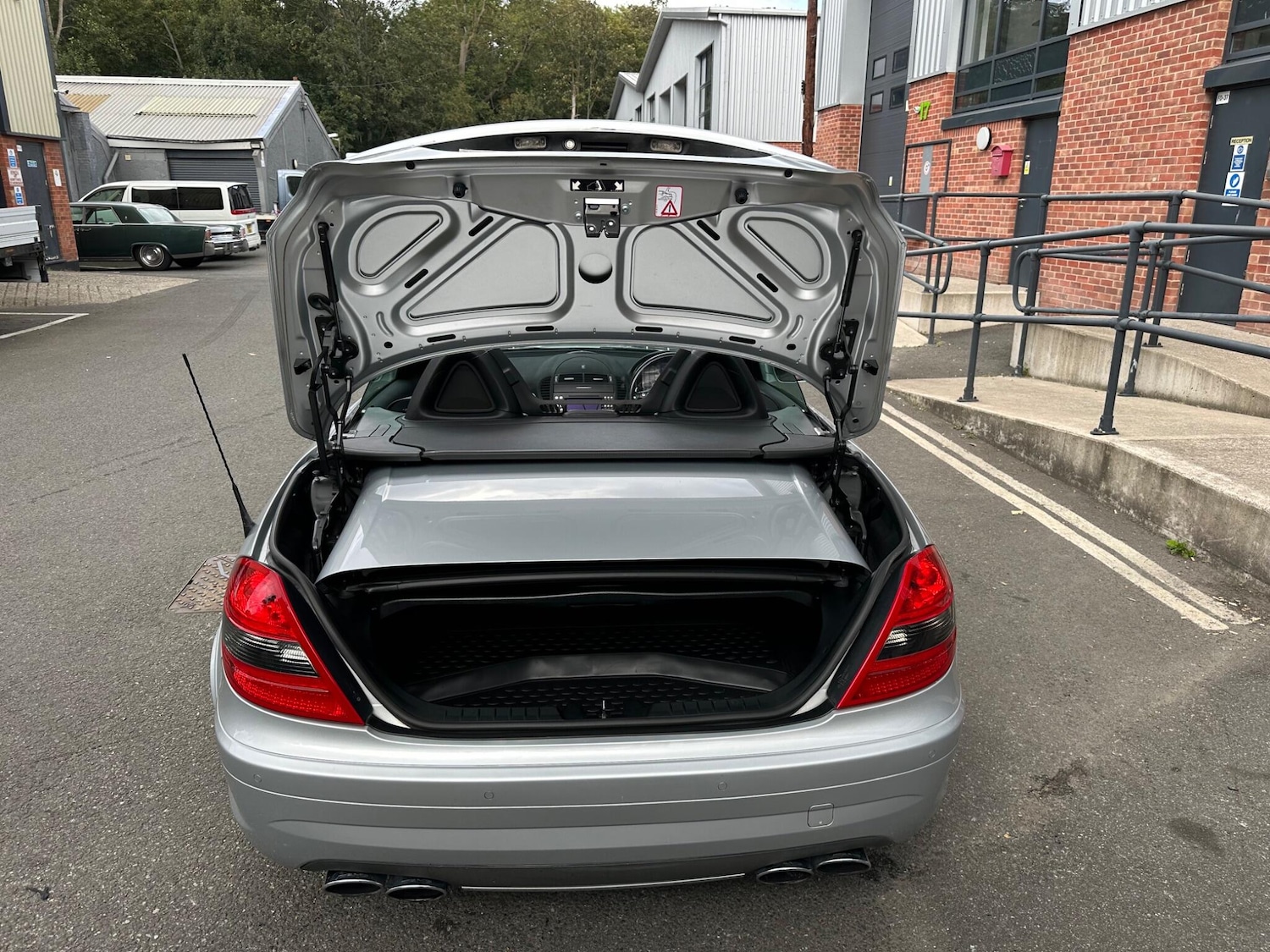 Used Mercedes-Benz SLK 2005 for sale - 76095081: Photo 16