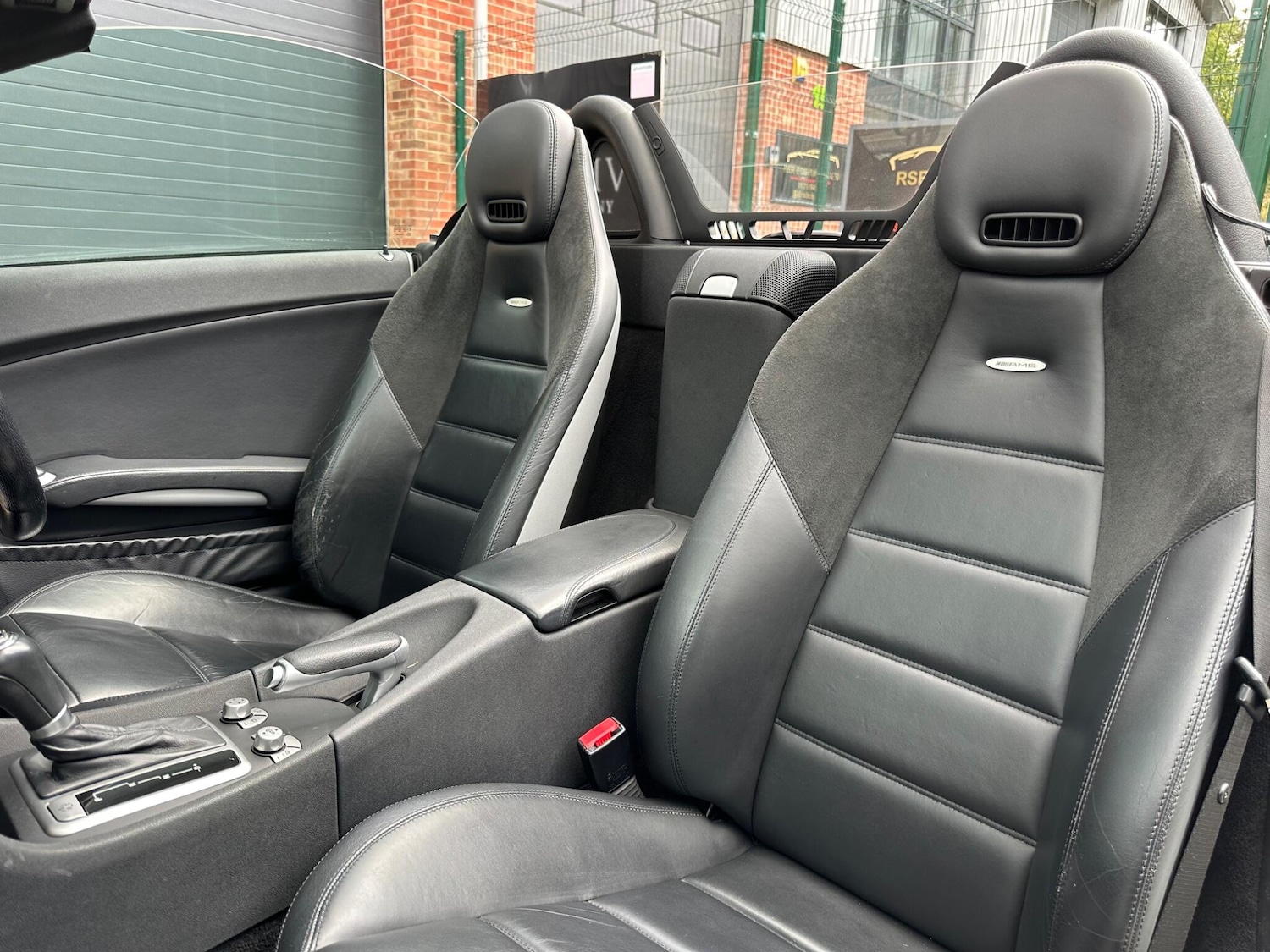 Used Mercedes-Benz SLK 2005 for sale - 76095081: Photo 25