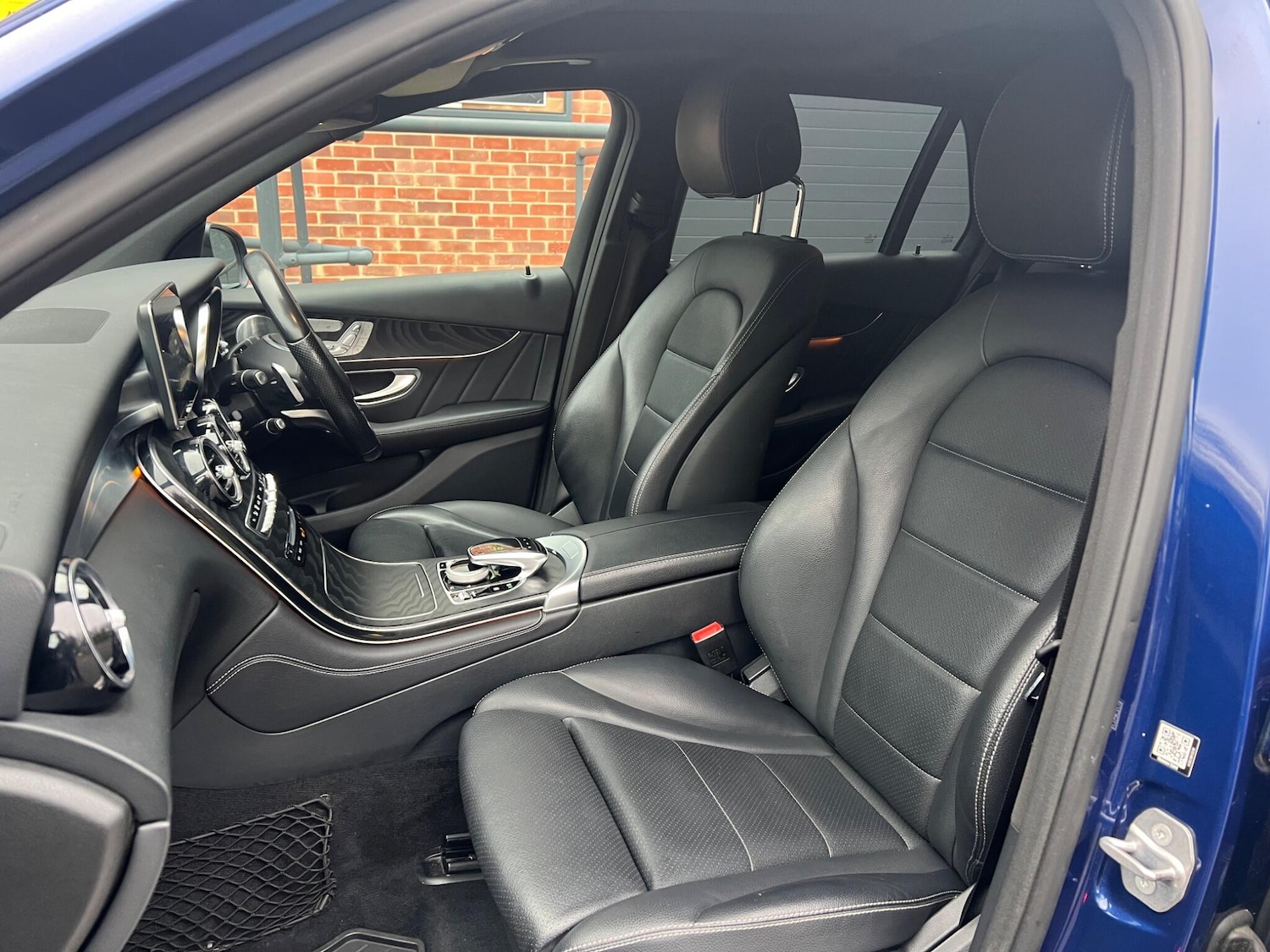 Used Mercedes-Benz GLC 2018 for sale - 77040536: Photo 26