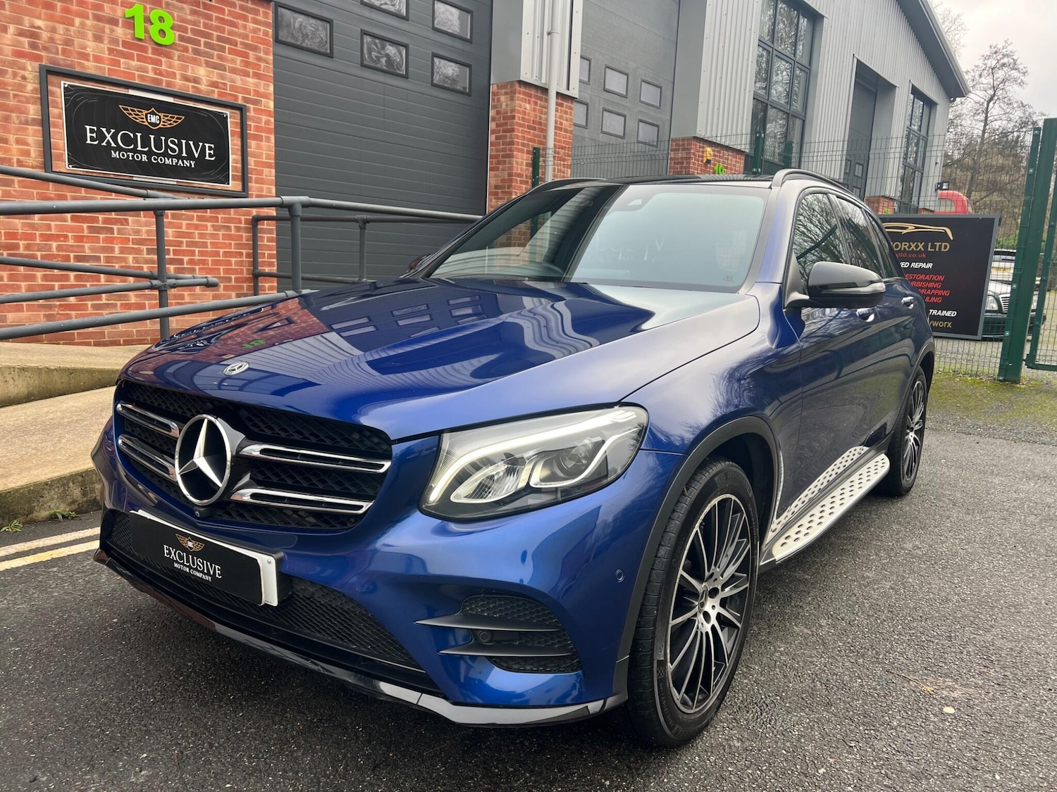 Used Mercedes-Benz GLC 2018 for sale - 77040536: Photo 3