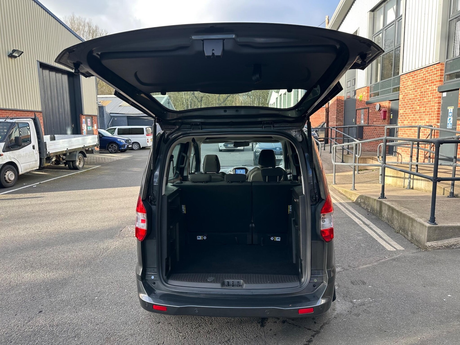 Used Ford Tourneo Courier for sale - 77892815: Photo 33