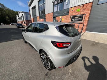 Used Renault Clio 2018 for sale - 79337037: Photo