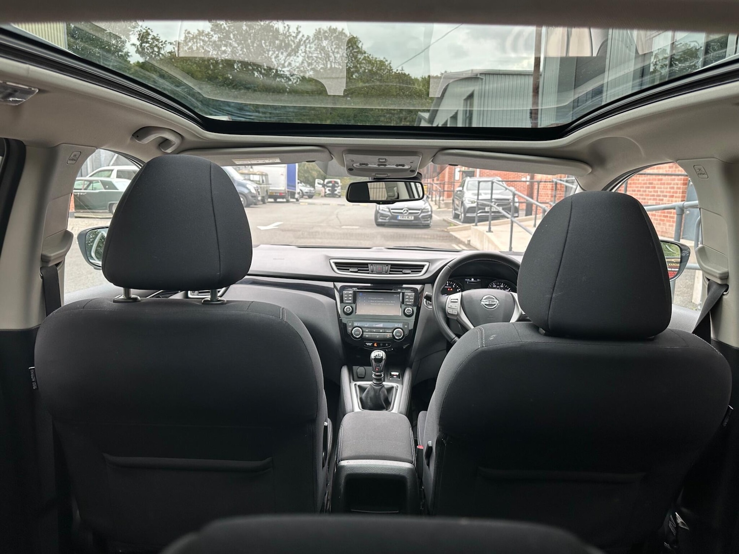 Used Nissan Qashqai 2017 for sale - 76094132: Photo 14