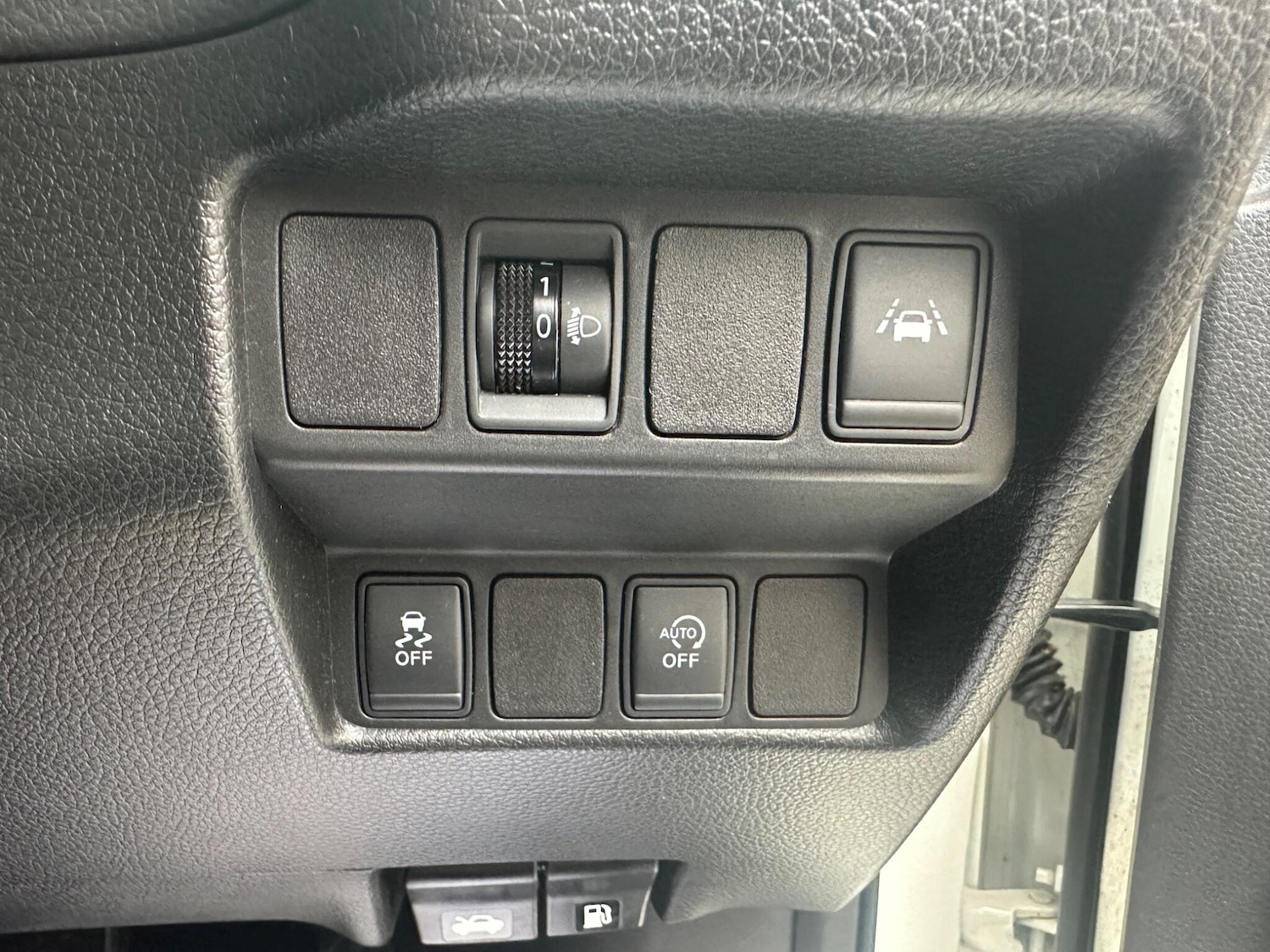 Used Nissan Qashqai 2017 for sale - 76094132: Photo 25