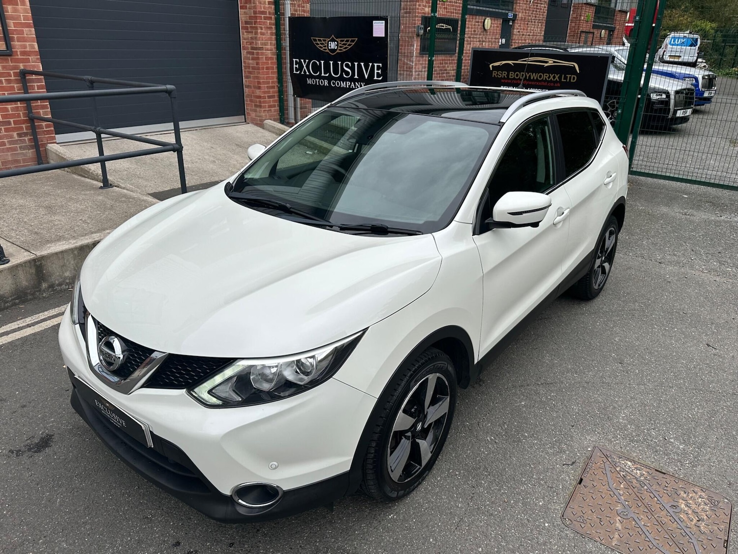 Used Nissan Qashqai 2017 for sale - 76094132: Photo 8