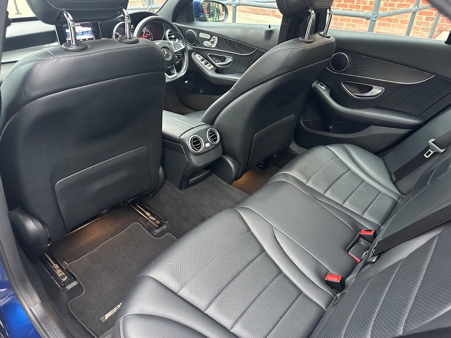 Used Mercedes-Benz C Class 2018 for sale - 76423378: Photo 21