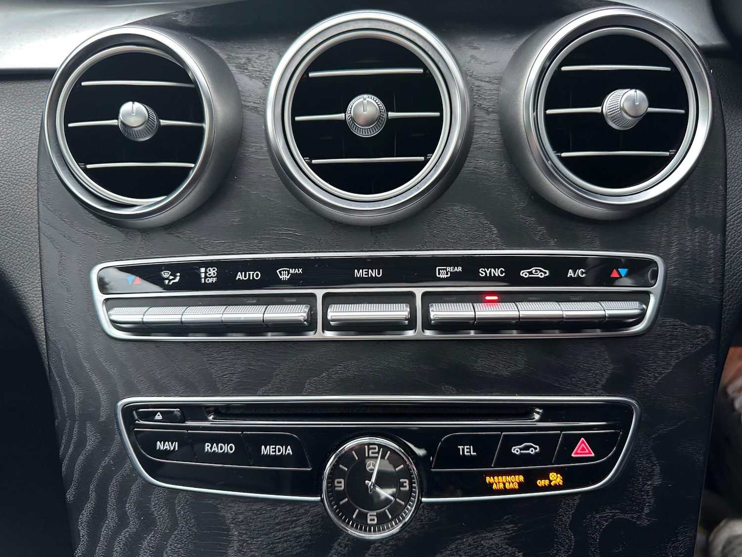 Used Mercedes-Benz C Class 2018 for sale - 76423378: Photo 32