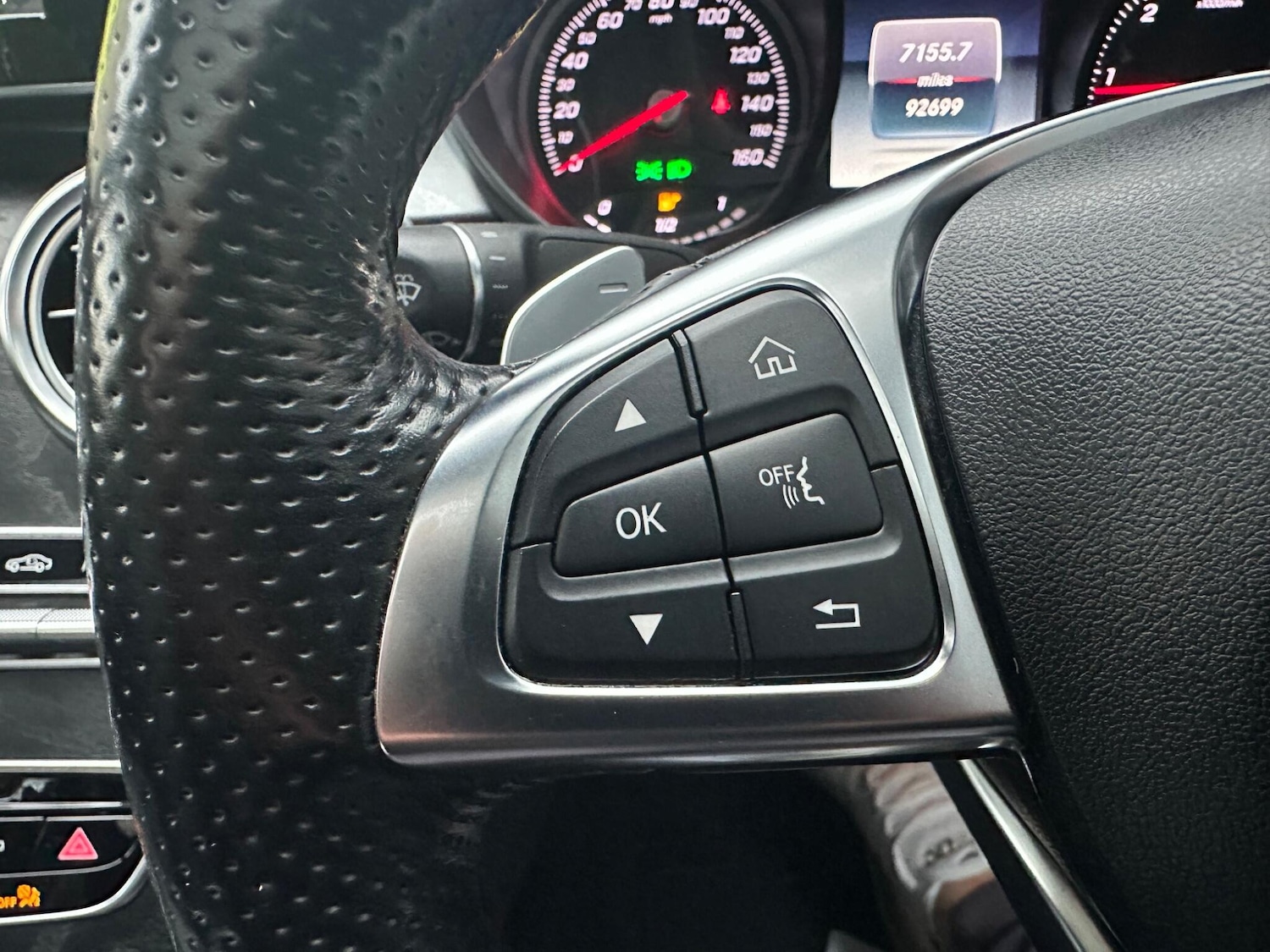 Used Mercedes-Benz C Class 2018 for sale - 76423378: Photo 33