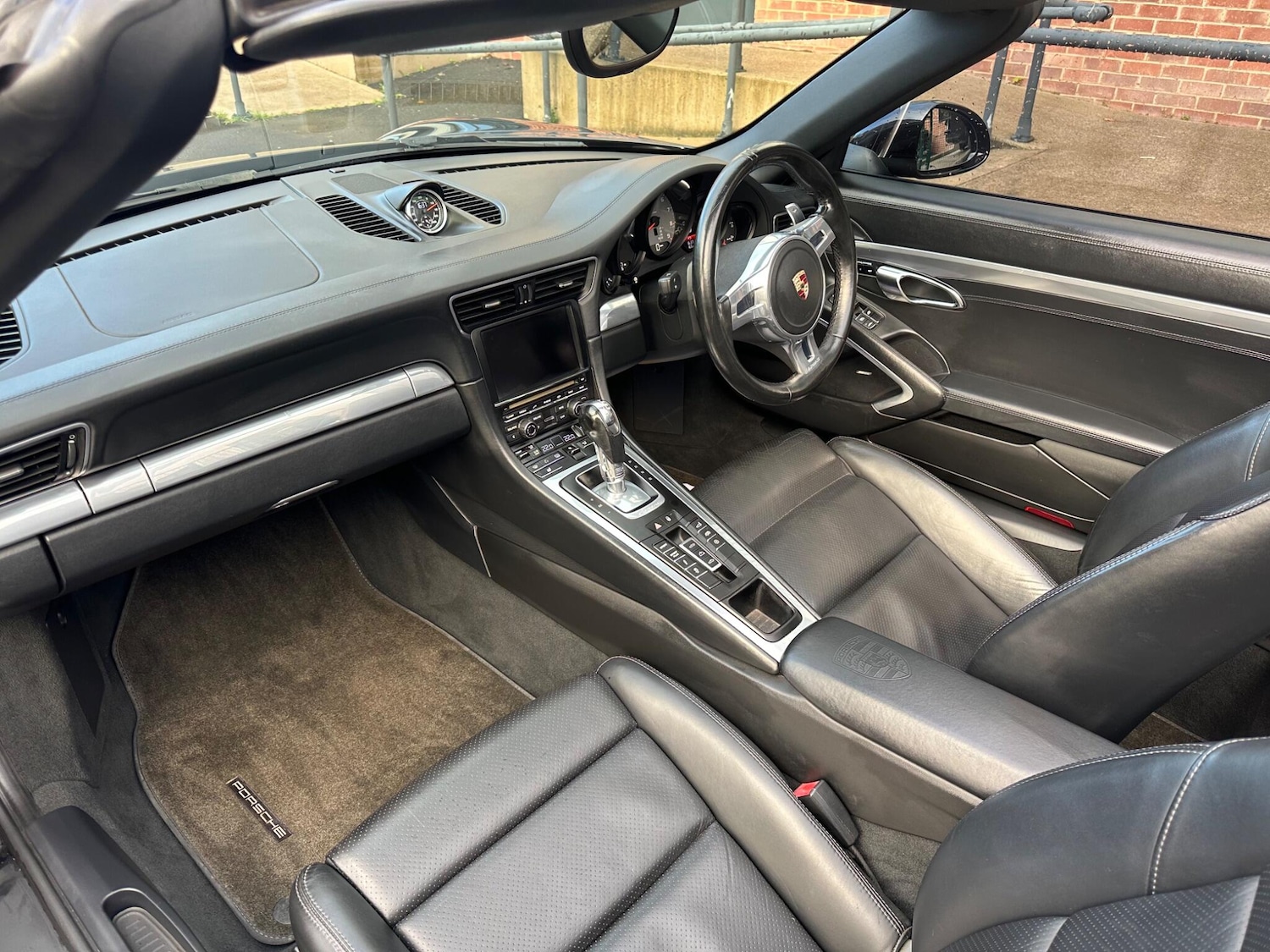 Used Porsche 911 2012 for sale - 76327204: Photo 19