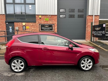 Used Ford Fiesta 2010 for sale - 76307693: Photo