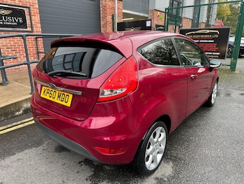 Used Ford Fiesta 2010 for sale - 76307693: Photo