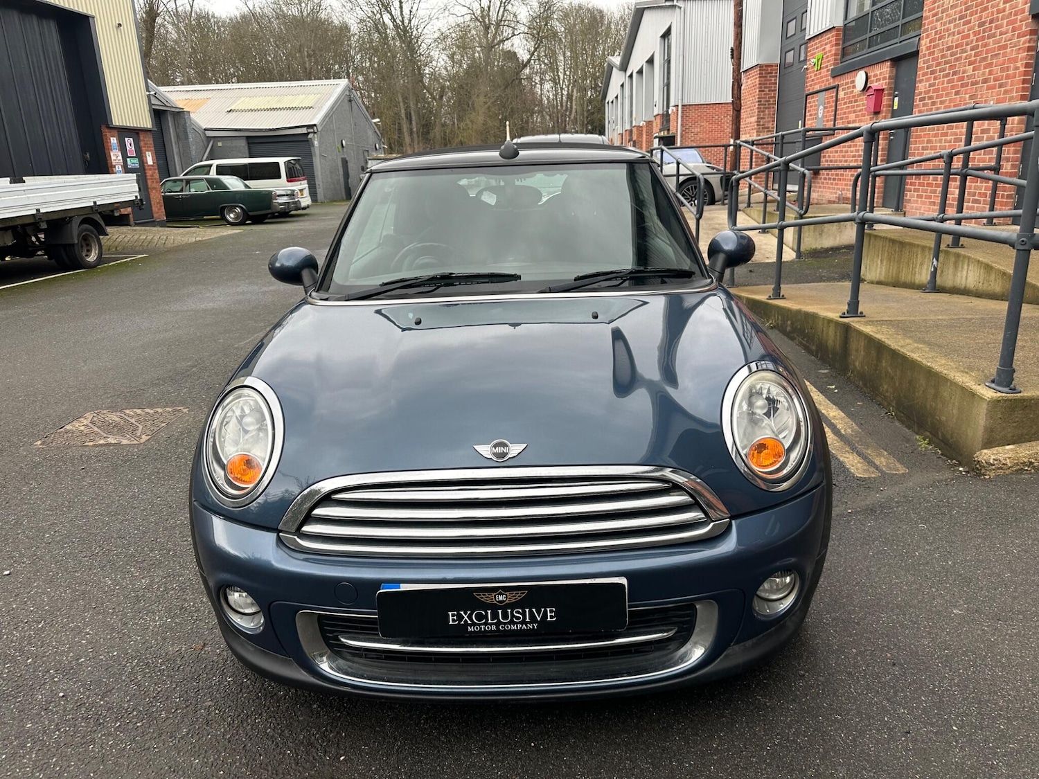 Used MINI Convertible 2010 for sale - 77376165: Photo 3