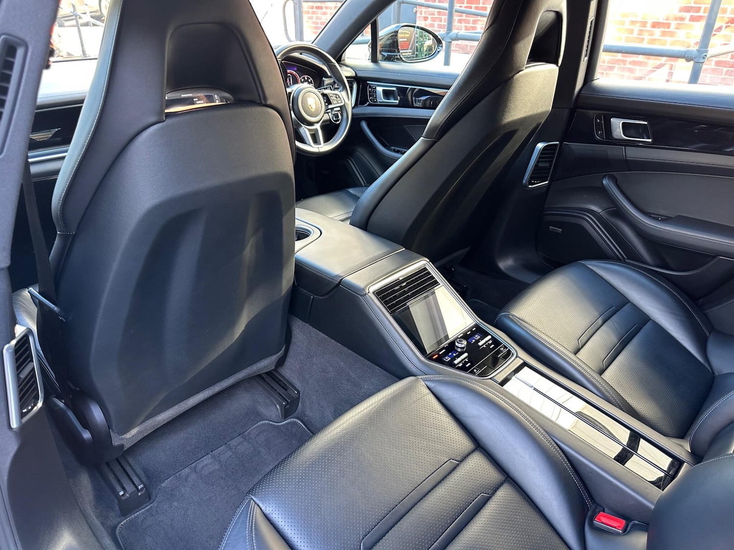 Used Porsche Panamera 2018 for sale - 76071607: Photo 28