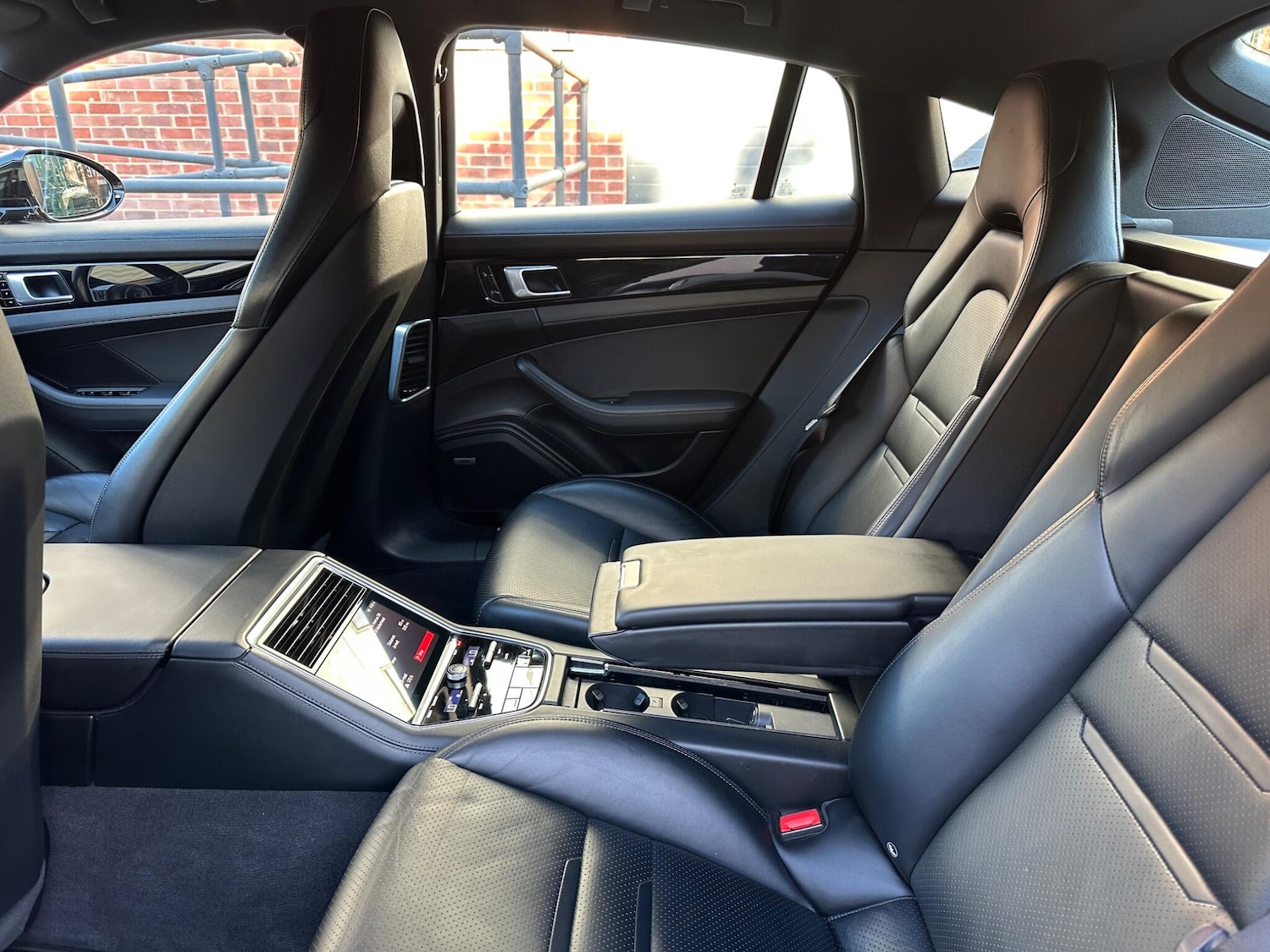 Used Porsche Panamera 2018 for sale - 76071607: Photo 30