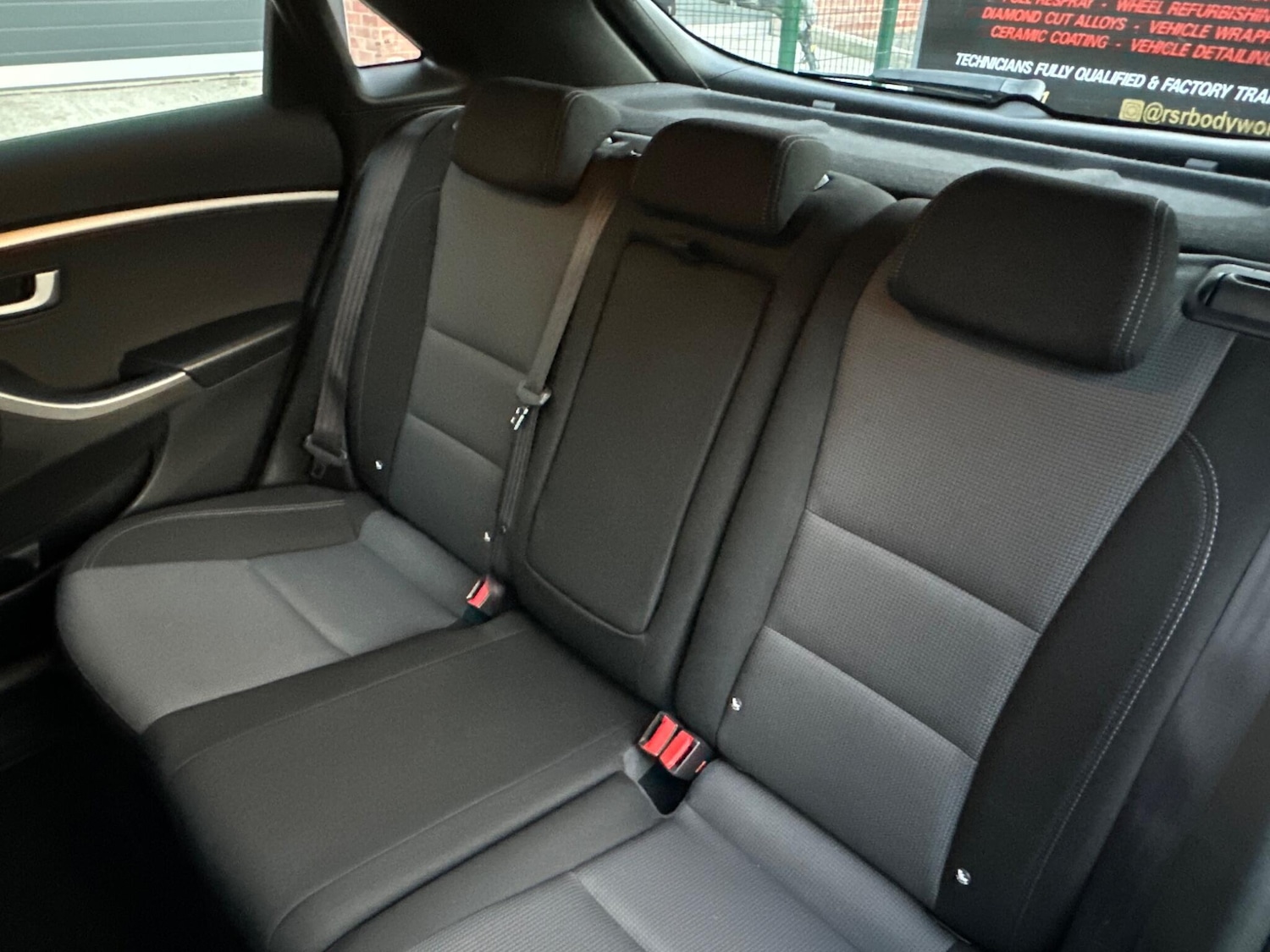 Used Hyundai i30 2015 for sale - 76899477: Photo 22