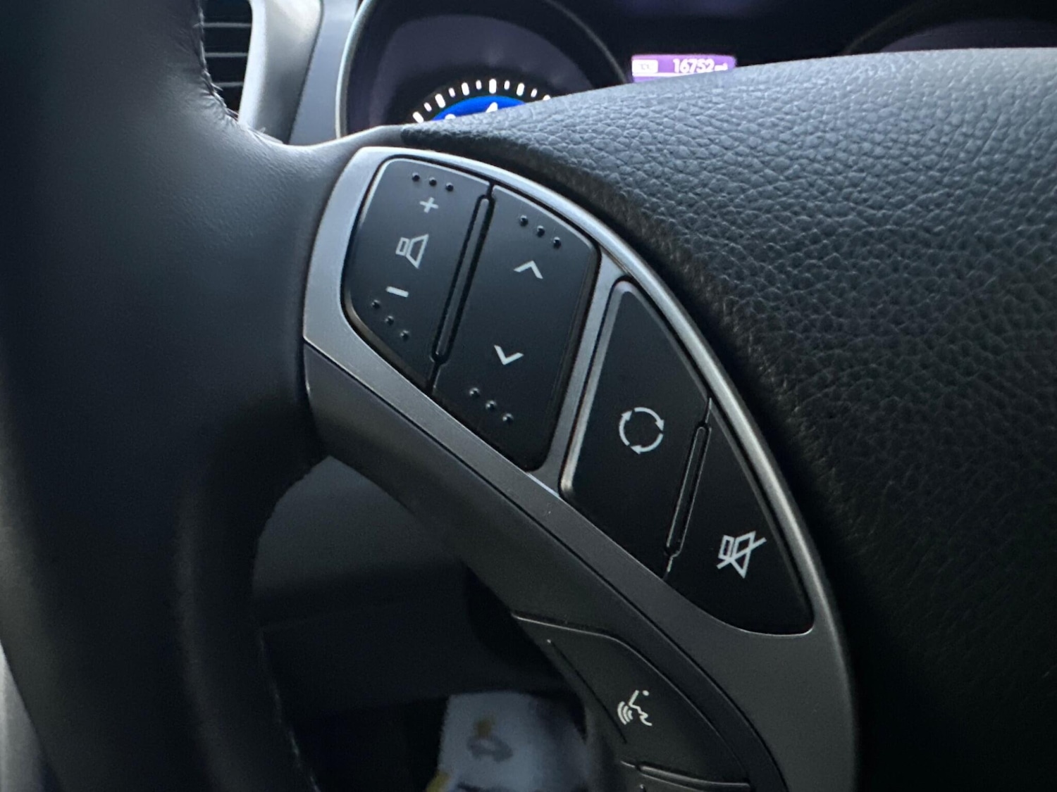 Used Hyundai i30 2015 for sale - 76899477: Photo 30