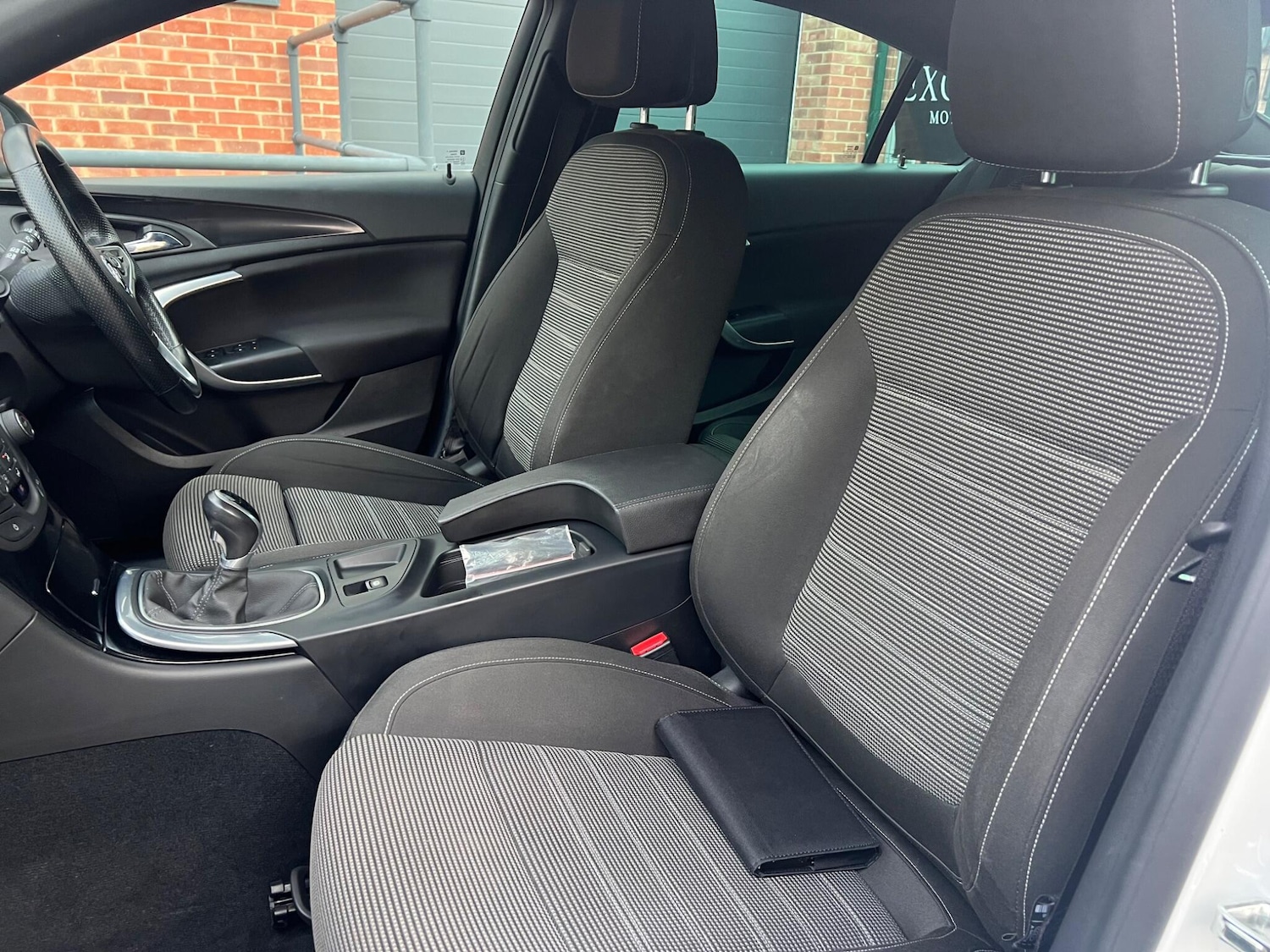 Used Vauxhall Insignia 2017 for sale - 77040632: Photo 21