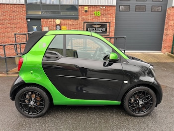 Used smart fortwo 2017 for sale - 79396146: Photo