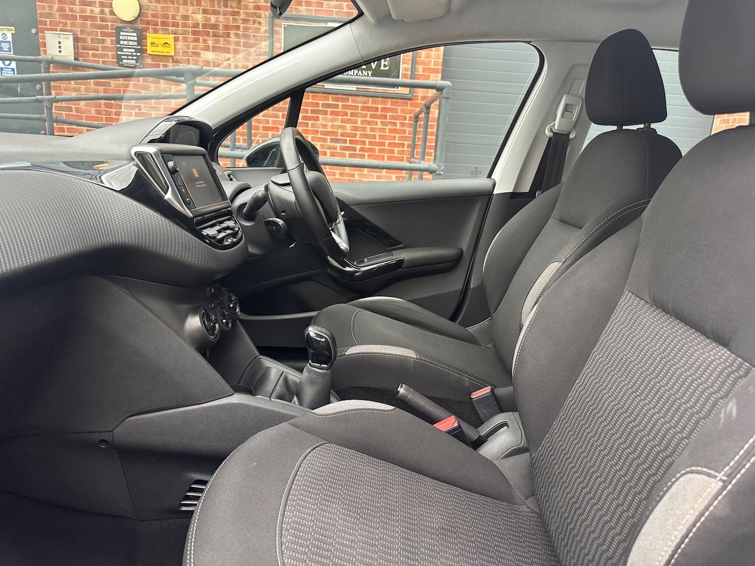 Used Peugeot 208 2016 for sale - 76094761: Photo 19