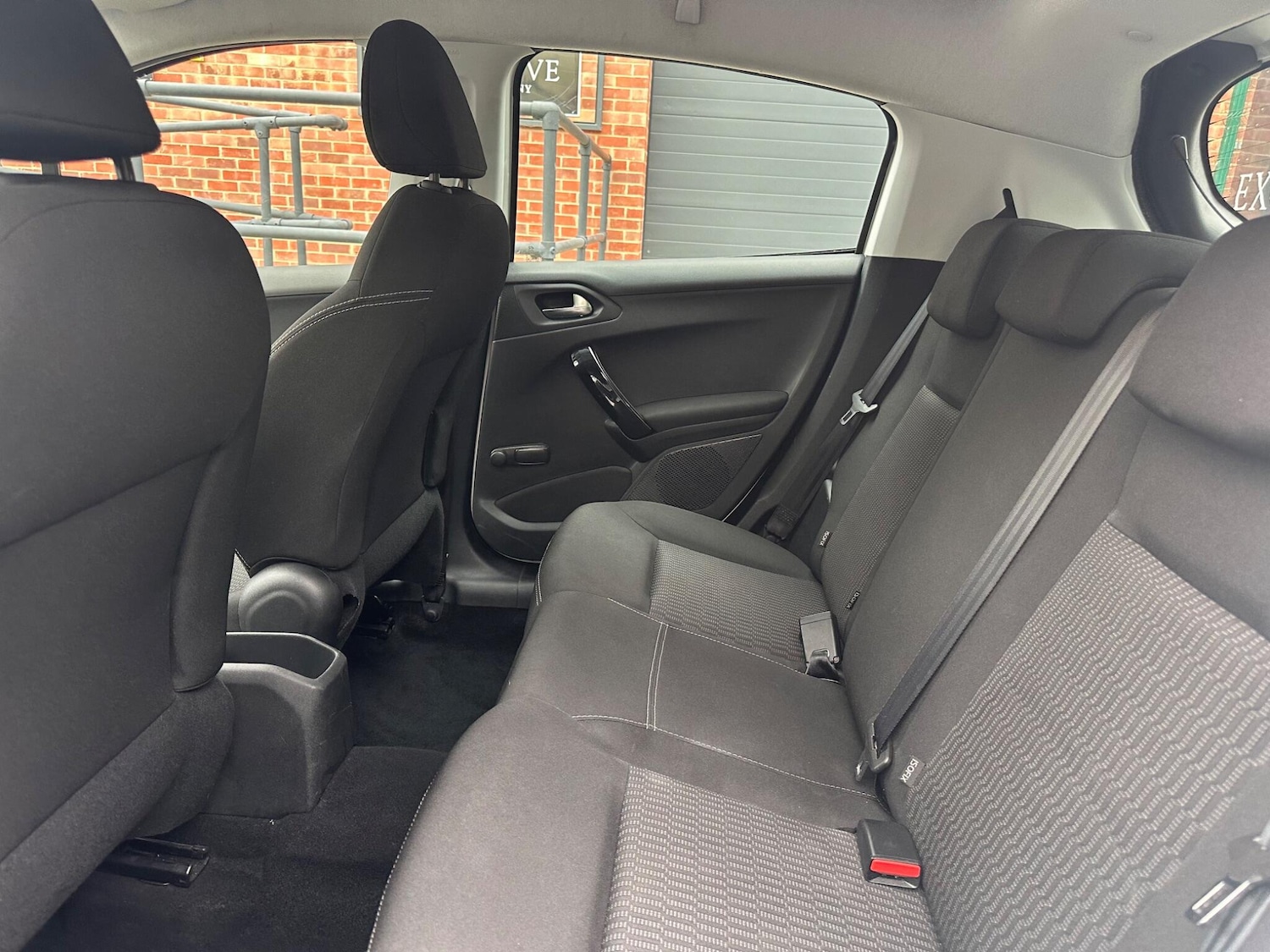 Used Peugeot 208 2016 for sale - 76094761: Photo 22