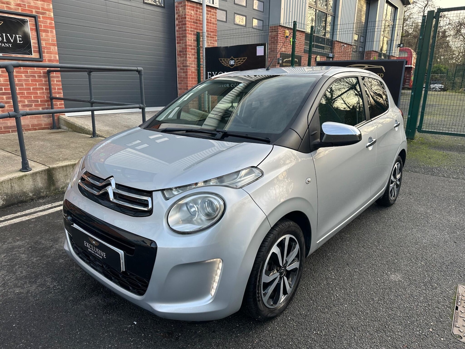 Used Citroen C1 2017 for sale - 76899628: Photo 3