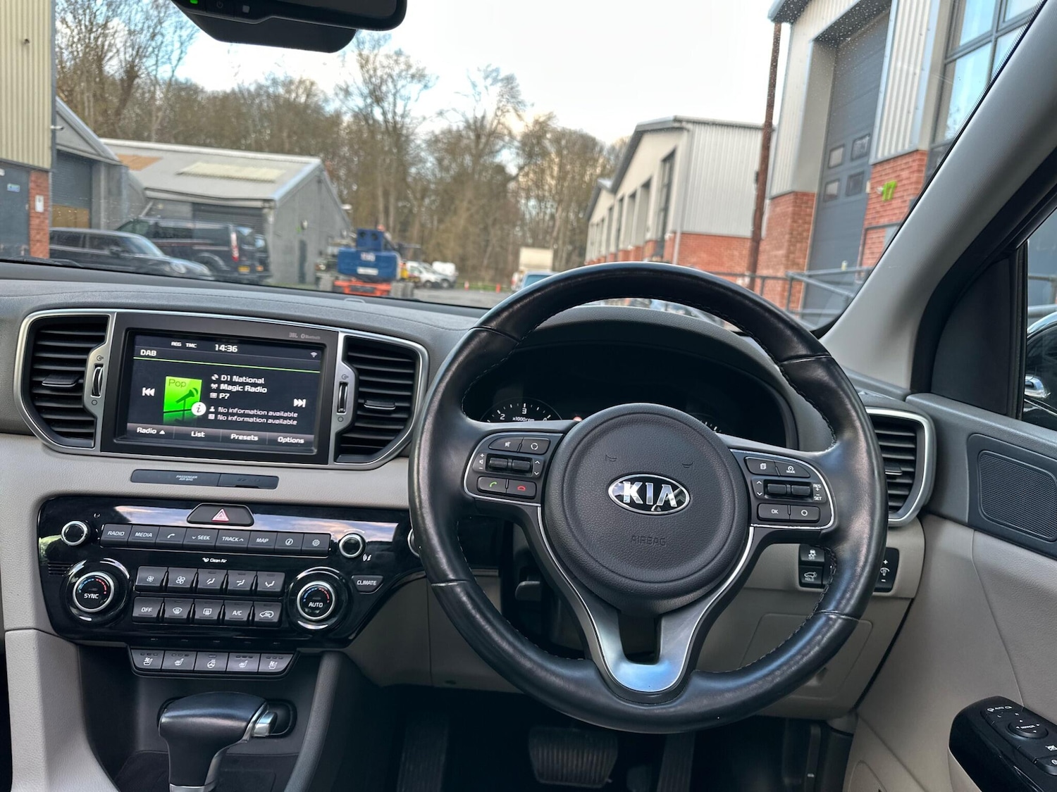 Used Kia Sportage 2016 for sale - 76898671: Photo 35