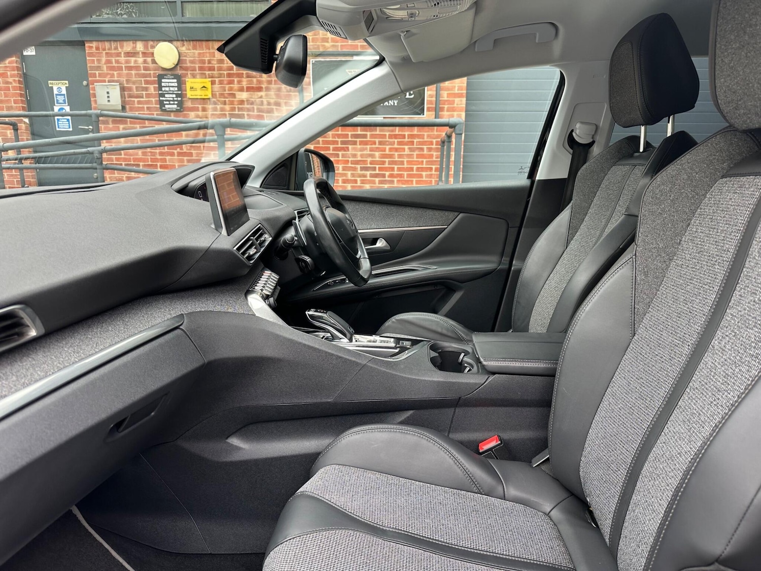 Used Peugeot 3008 2017 for sale - 78099891: Photo 33