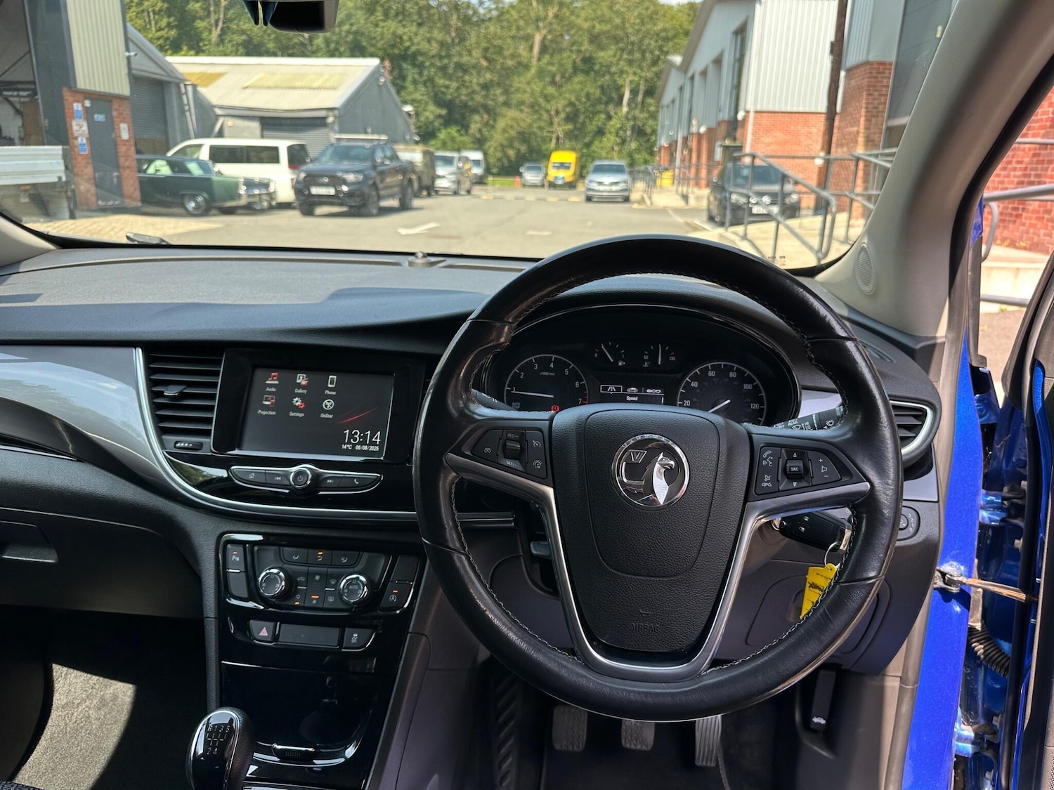 Vehicle 28