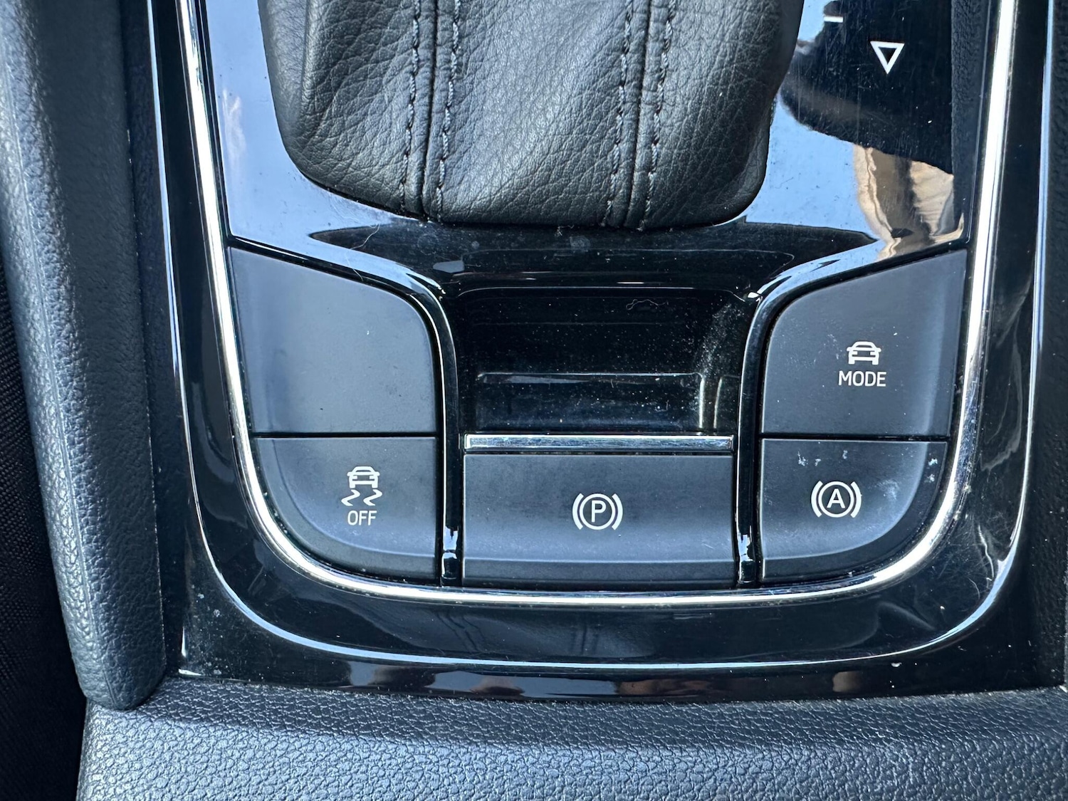 Used Skoda Karoq 2018 for sale - 76743584: Photo 25