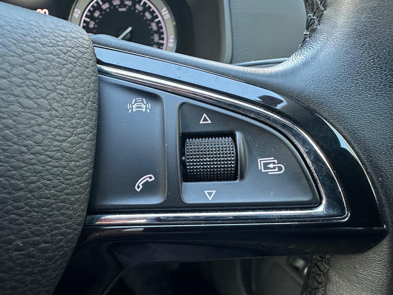 Used Skoda Karoq 2018 for sale - 76743584: Photo 27