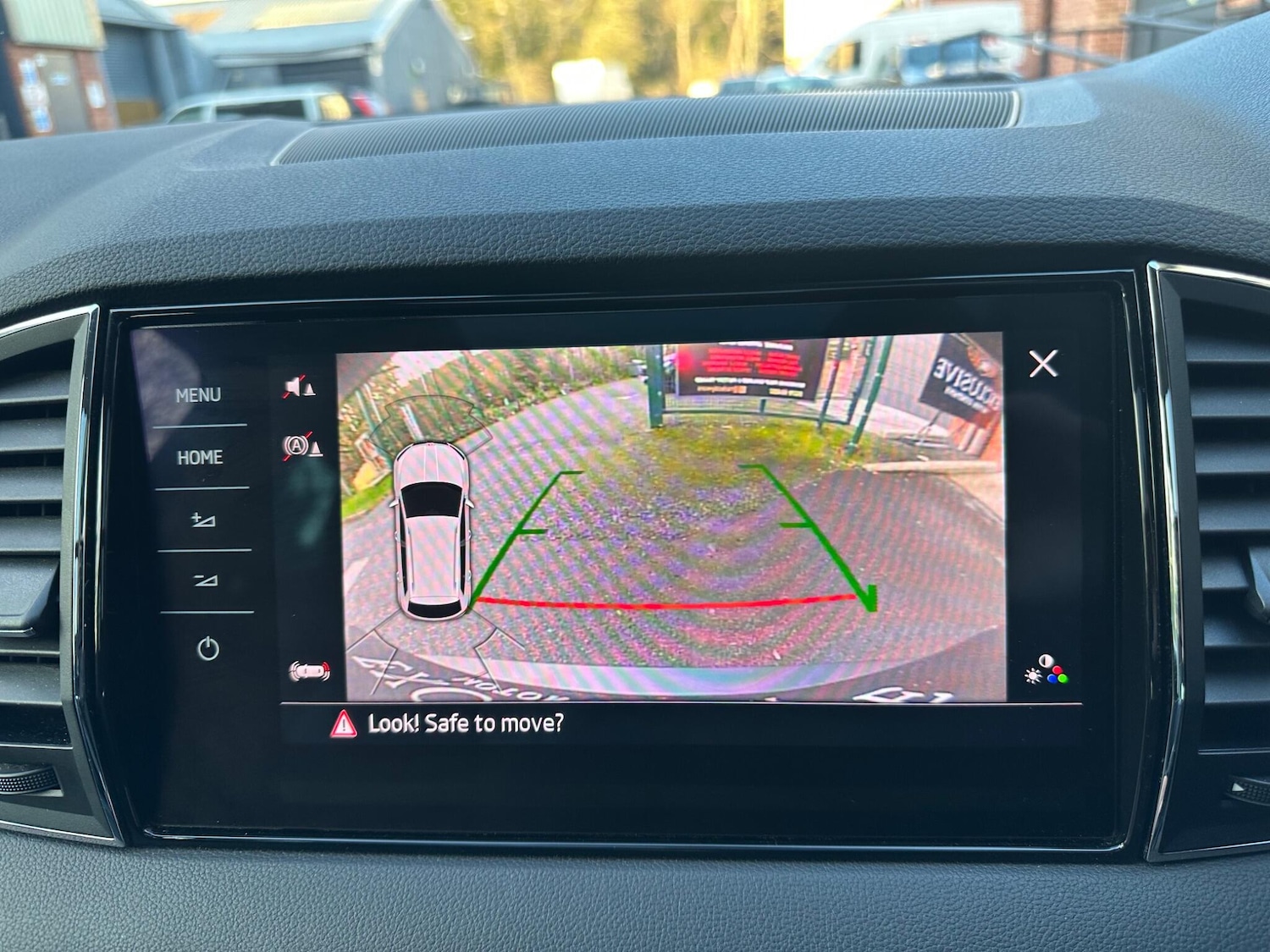 Used Skoda Karoq 2018 for sale - 76743584: Photo 31